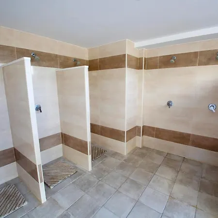 Diamar Near The Beach With Wifi شقة لقنت